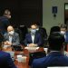 Compañías telefónicas comparecen ante la comisión financiera que indaga abusos contra usuarios