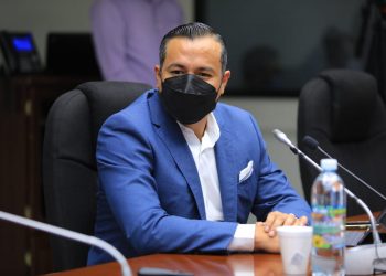 Ministro de Hacienda, Alejandro Zelaya, asegura que no hay base legal para transferencias a oenegés