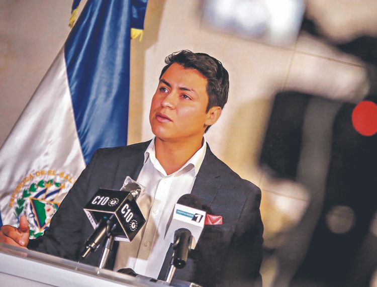 El legislador William Soriano habló de las
reformas durante la entrevista de Canal 10.