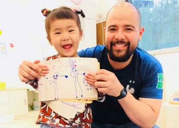 Salvadoreño en Finlandia: «Cada voto  del exterior cuenta»