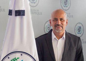 Alcalde de Cojutepeque donará ingresos por emisión de partidas de nacimiento para becas universitarias