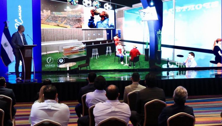 El Indes dentro de los planes de mejora del estadio Jorge Mágico González incluirá un museo del jugador leyenda salvadoreña. Foto: Diario El Salvador.
