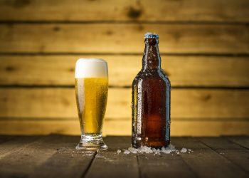 La OMS recomienda aumentar las tasas sobre el alcohol en Europa