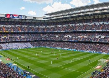 Los estadios pueden volver a llenarse al 100% en España