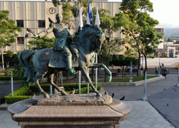 Fotos: El arte y la independencia