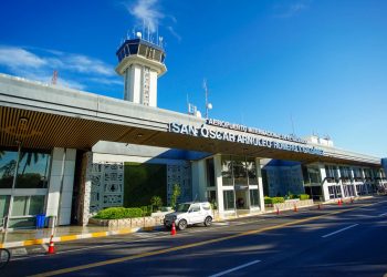 Ampliación de Aeropuerto Internacional de El Salvador avanza en más del 90 %