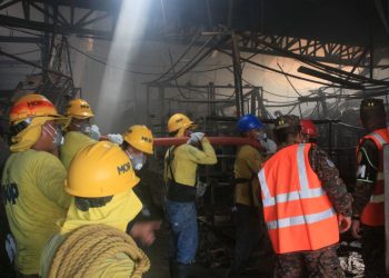 Presidente Nayib Bukele se compromete a apoyar la reconstrucción del Mercado San Miguelito tras incendio