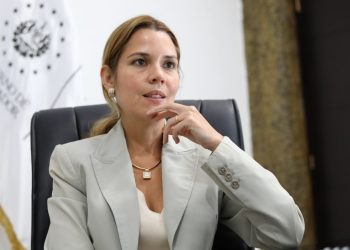 Forbes destaca liderazgo femenino en empresas de El Salvador