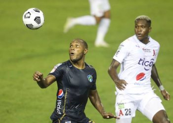 En una mezcla de impotencia e incapacidad, Alianza fue eliminado de Liga Concacaf a manos del Comunicaciones guatemalteco