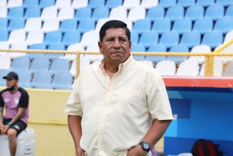 Nelson Ancheta, técnico de Marte. Foto: Luis Umaña.