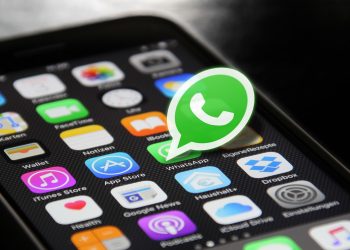 Regulador europeo multa con 225 millones de euros a WhatsApp por uso de datos personales