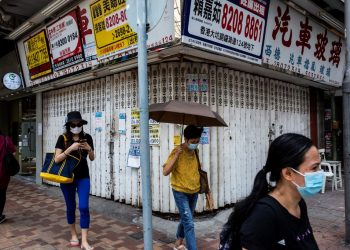 Hong Kong aceptará más médicos formados en el extranjero