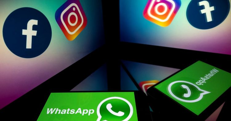 Facebook, WhatsApp e Instagram empiezan reestablecer sus servicios. FOTO / AFP.