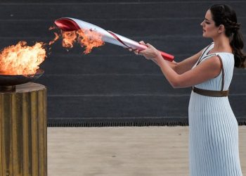 Llama olímpica llega a China para Juegos de Invierno Pekín 2022