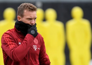 El entrenador del Bayern Julian Nagelsmann da positivo en covid-19
