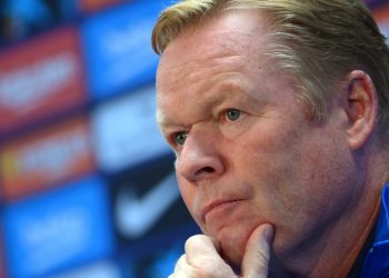 El Barcelona «condena» acciones violentas a Ronald Koeman a la salida del Camp Nou