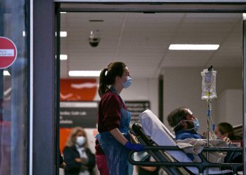 Reino Unido destinará 6,000 millones de libras a Sanidad para recuperar retrasos por covid-19
