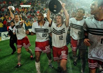 Se cumplieron 25 años de la primera final de la MLS protagonizada por Raúl Díaz Arce y Mauricio Cienfuegos