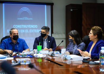 Comisión electoral aprueba cronograma de consultas para diáspora salvadoreña sobre mecanismo de voto en el exterior