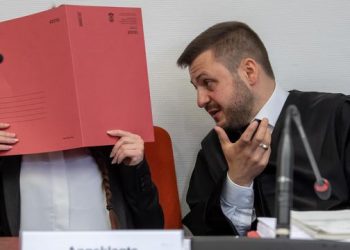 Alemana del Estado Islámico pasará 10 años en la cárcel por haber dejado morir de sed a una niña
