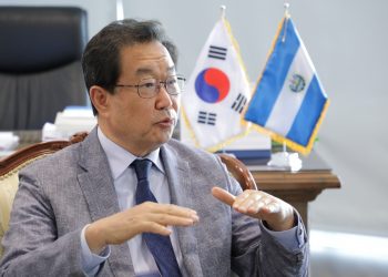 Embajador Yang Hyung Il: «Corea está interesada en contribuir al desarrollo de El Salvador»
