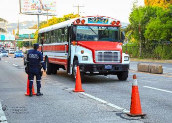 Los buses con sobresaturación de pasajeros están sujetos a sanciones, advierte el VMT