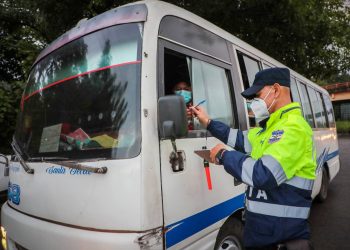 Más de 100 controles se despliegan simultáneamente para verificar medidas de bioseguridad a escala nacional