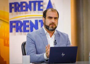 «Si deciden ir (al estadio), no deben olvidar su mascarilla, cartilla de vacunación y respetar las medidas preventivas»: Juan Bidegain, ministro de Gobernación