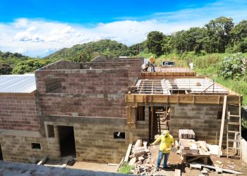Privados de libertad apoyan la construcción de zona habitacional en Nuevo Cuscatlán