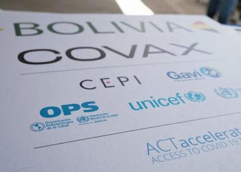 Bolivia recibe un millón de vacunas Pfizer donadas por EE. UU. vía Covax
