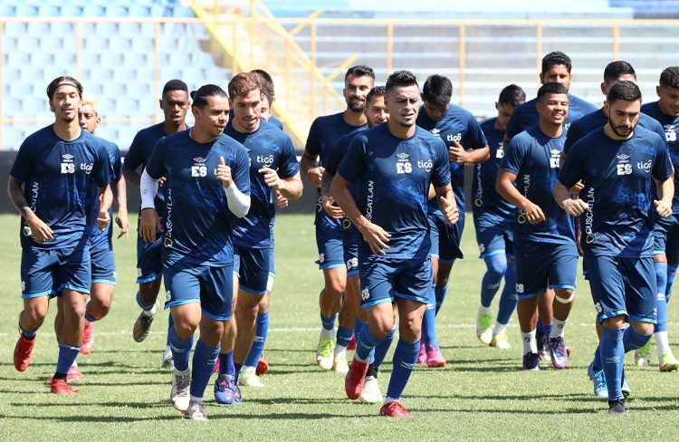 La Selecta  continúa su preparación de cara al duelo ante Estados Unidos. Foto: Diario El Salvador.