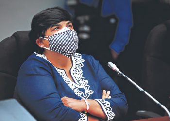 $12,200 mensuales recibió Darlyn Meza como ministra durante el Gobierno de Saca