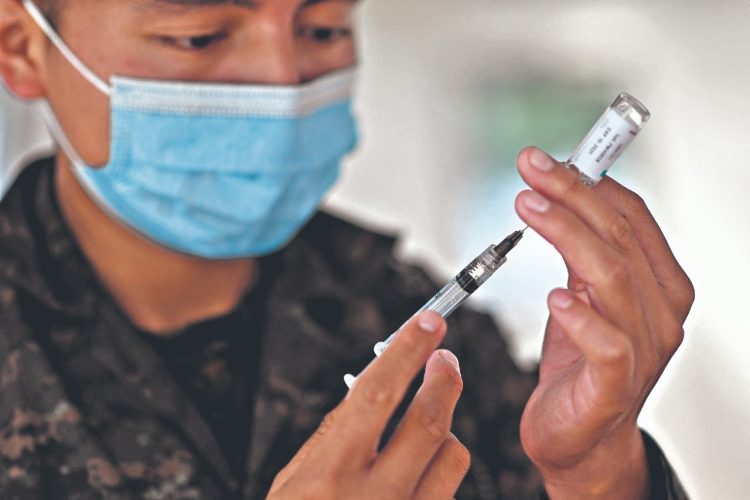 Efectividad. Aumenta hasta un 93 % la protección para prevenir la enfermedad.