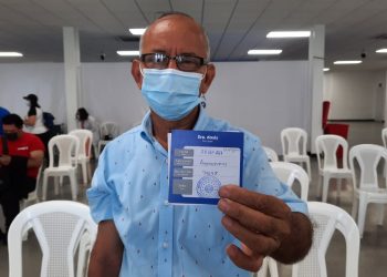 Más de 200,000 salvadoreños han recibido la tercera dosis