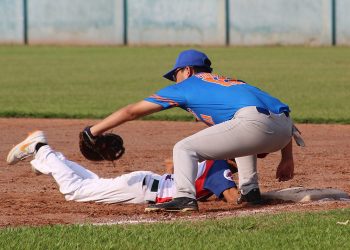 Liga Agabeisi inspirada en la Juvenil AA, se impuso en reñido duelo a Soyapango