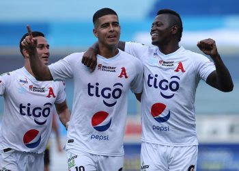 Alianza le pasa por encima a Platense para seguir líder del torneo Apertura 2021