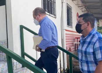 Demandan a exalcalde Miguel Pereira por irregularidades en proceso de licitación
