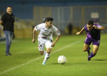 Alianza se impuso a Chalatenango y sigue solo en el liderato