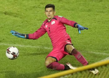 Mario González: «En la liga hay buenos arqueros de calidad, todos estamos para para pelear por un puesto en selección»