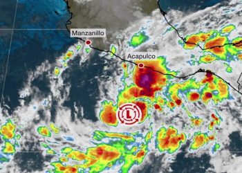 Huracán Rick en el Pacífico se acerca a costas de México