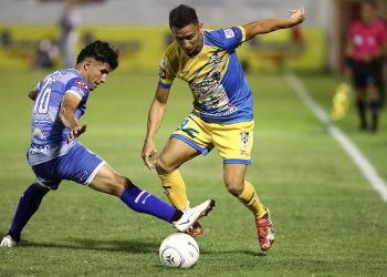 El Jocoro se robó un punto del Calero Suárez
