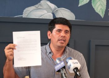 Exdiputado José Hernández anunció su renuncia del partido ARENA