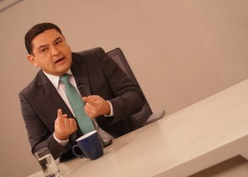 Javier Argueta asegura que en el pasado el sistema fue creado para proteger la corrupción de ARENA y el FMLN