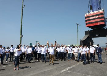 Acajutla saca a flote alianzas entre expertos portuarios en reunión en El Salvador