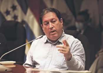 Carlos Acevedo: en el Gobierno de Funes hubo corrupción a gran escala