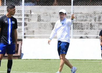 Hugo Pérez, técnico de la Selecta: «No es una obligación ganar a Panamá, pero sí es un compromiso»