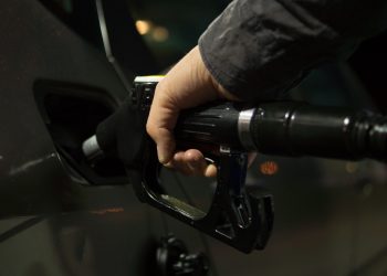 Estos serán los precios de la gasolina en El Salvador a partir de este martes