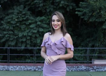 «Las mujeres hemos tomado mayor protagonismo en el periodismo en El Salvador»: Brenda Vásquez, periodista salvadoreña