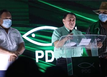 Reynaldo Carballo es elegido secretario general del PDC