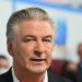 Hombre que le entregó el arma a Alec Baldwin rompió el silencio